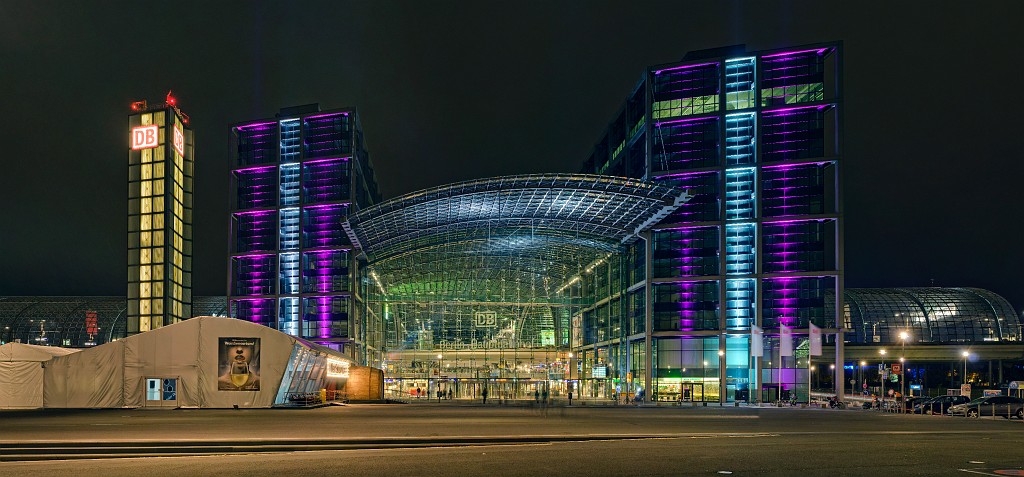 hbh_12733x5939.jpg - Berliner Hauptbahnhof